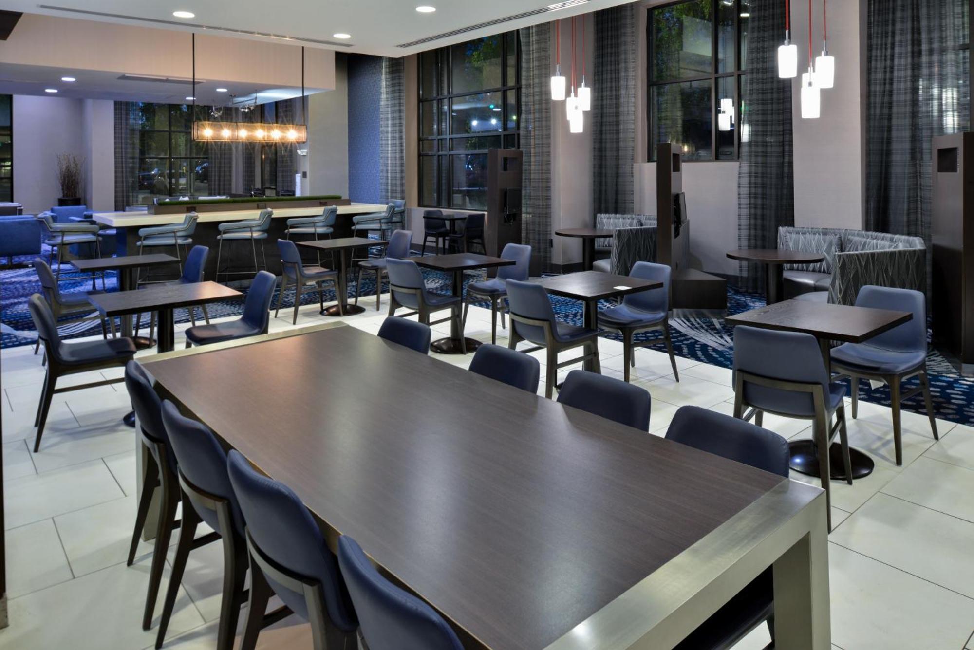 Courtyard By Marriott Wilmington Downtown/Historic District Hotel Eksteriør billede