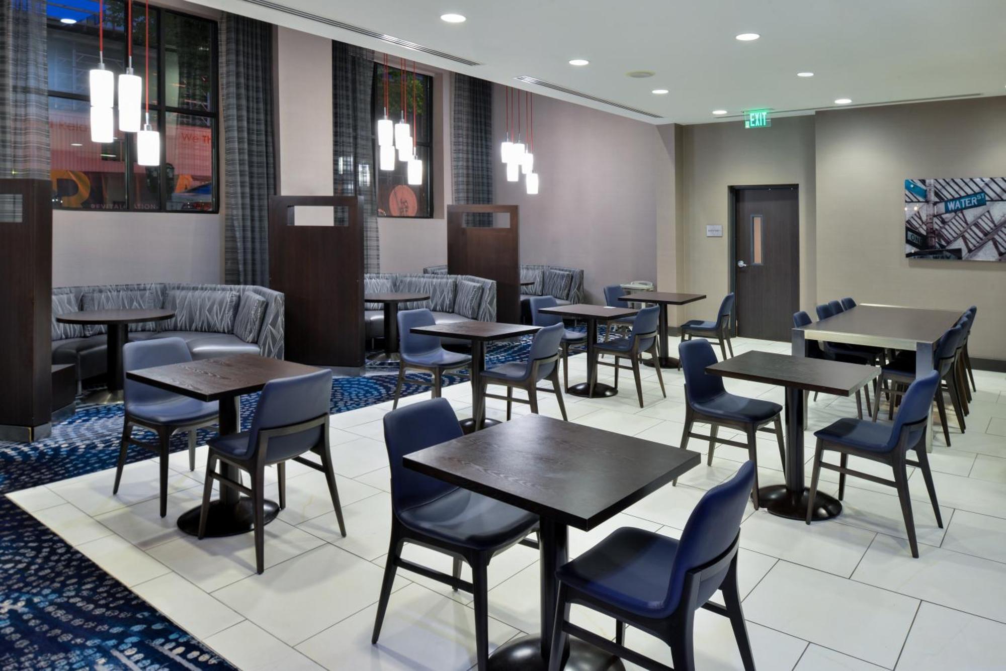 Courtyard By Marriott Wilmington Downtown/Historic District Hotel Eksteriør billede