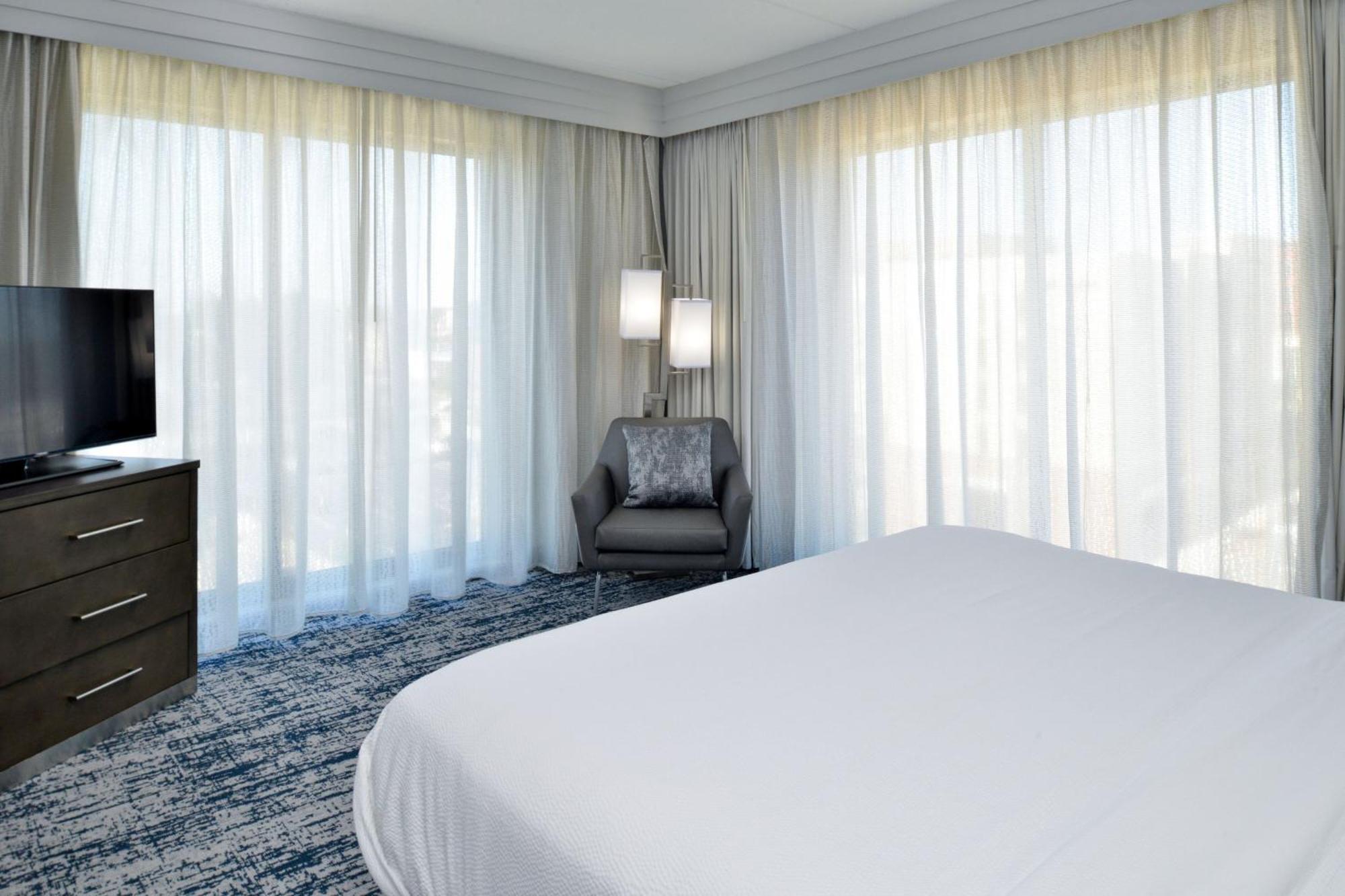 Courtyard By Marriott Wilmington Downtown/Historic District Hotel Eksteriør billede